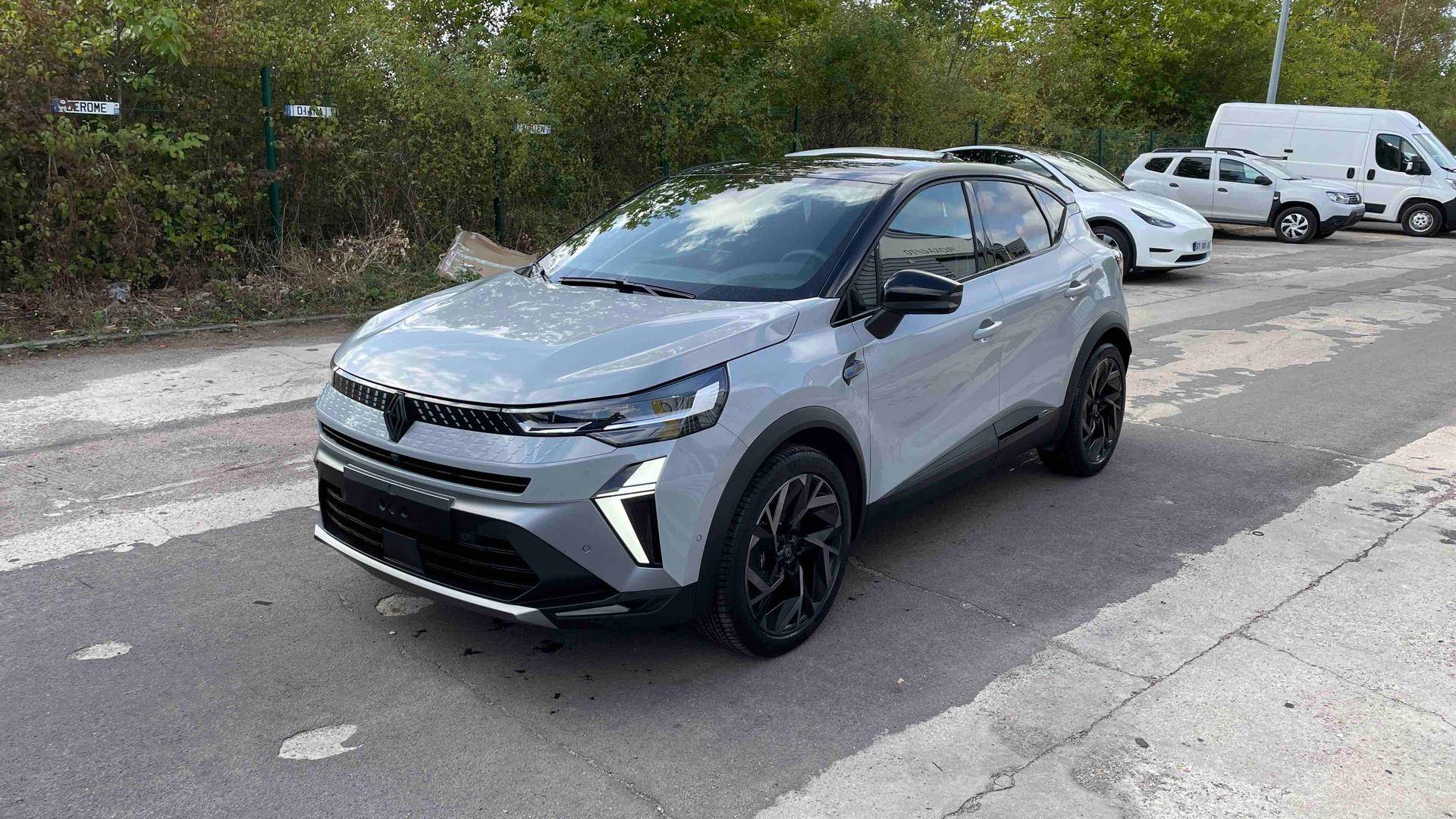 Captur E-Tech full hybrid 160 ch