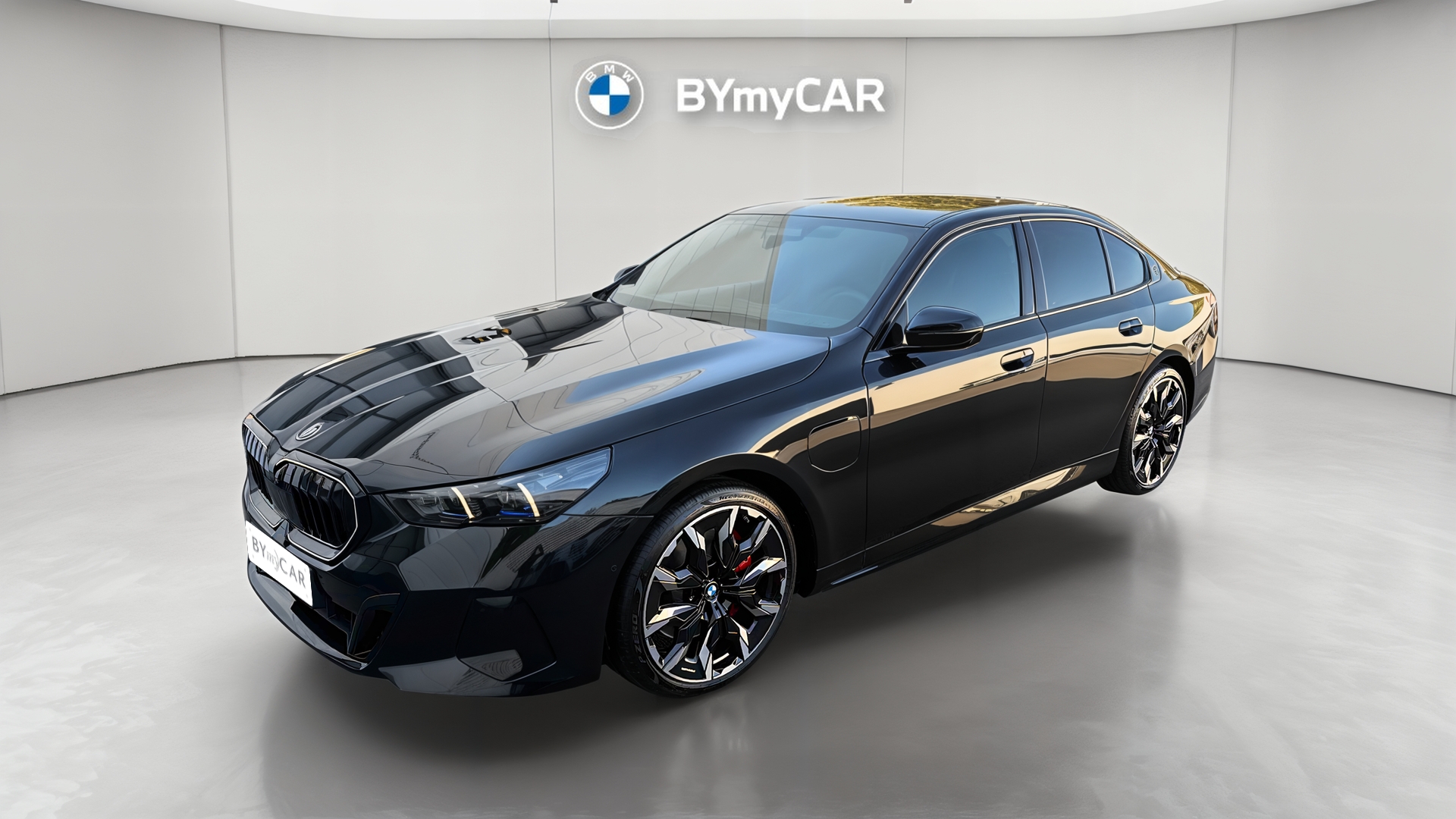 550e xDrive PHEV 489 ch BVA8