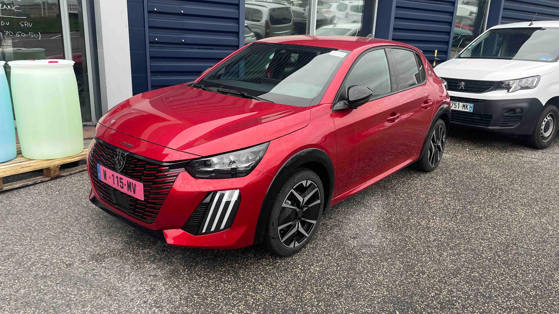 208 Electrique 54 kWh 156ch