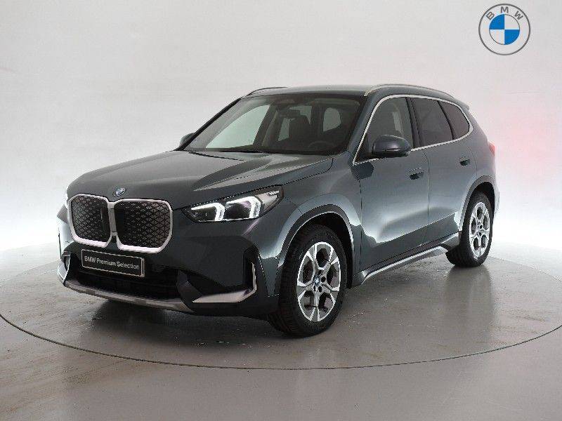 iX1 eDrive20 xLine