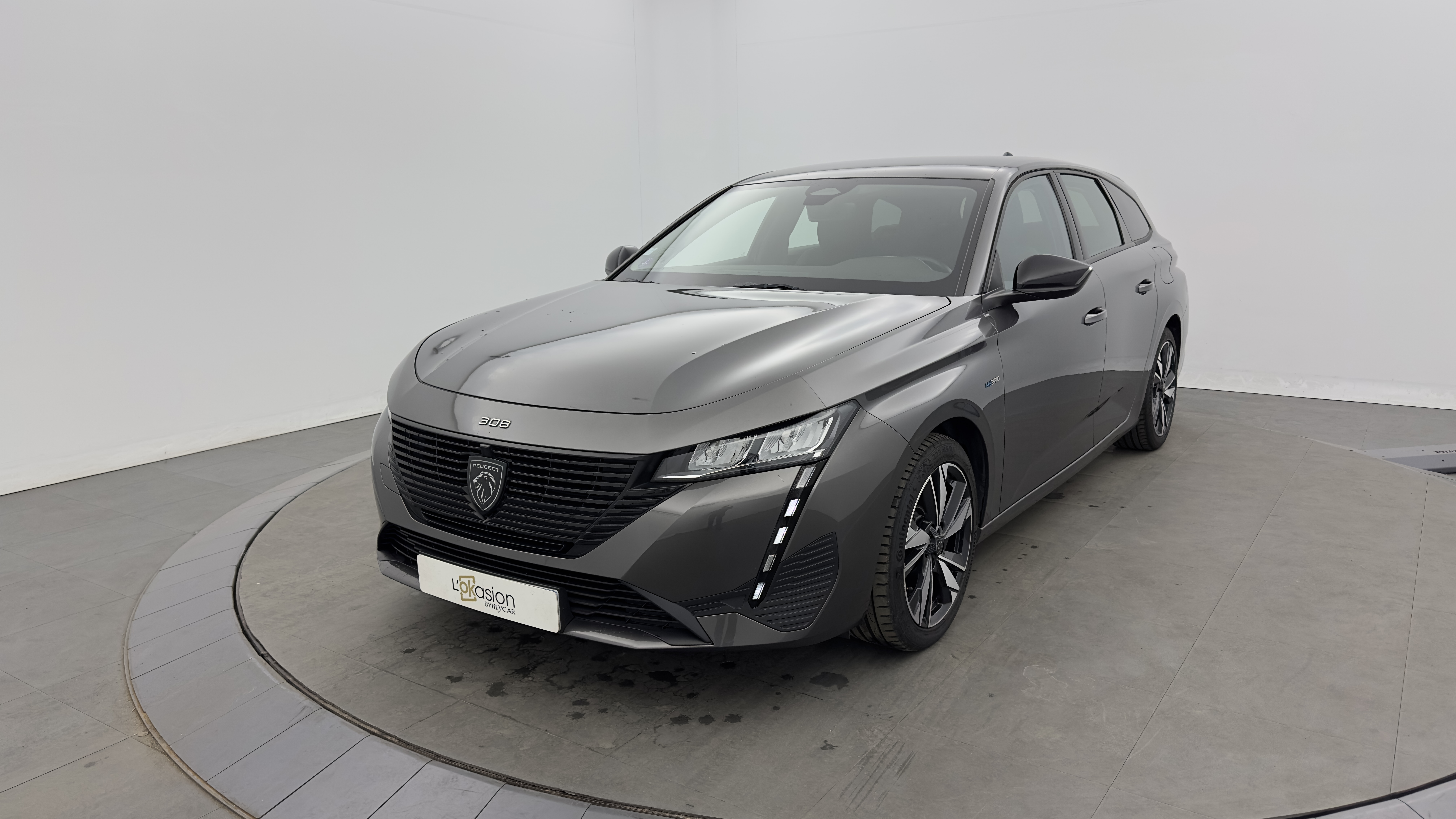 308 SW PHEV 180 e-EAT8