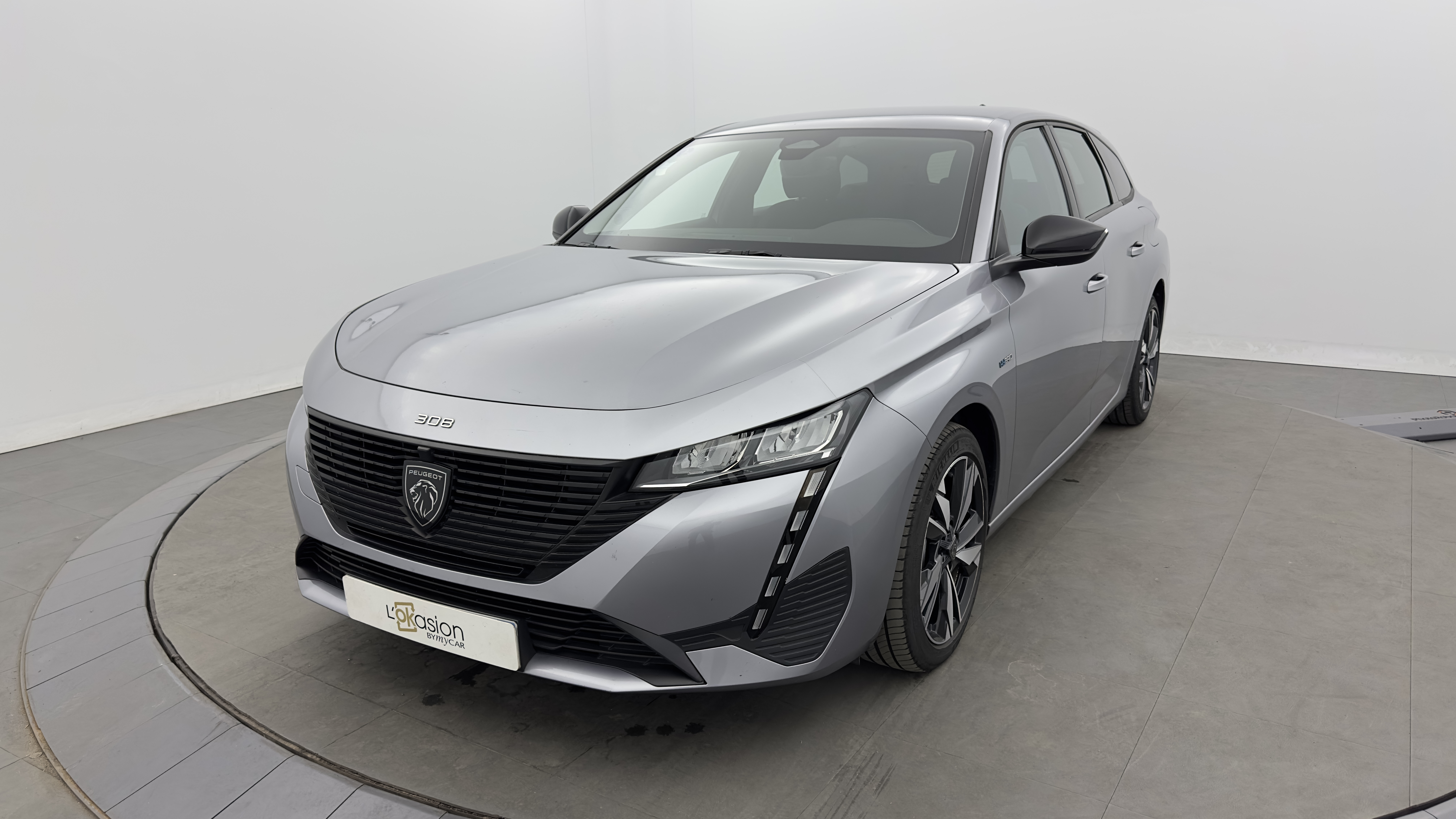 308 SW PHEV 180 e-EAT8